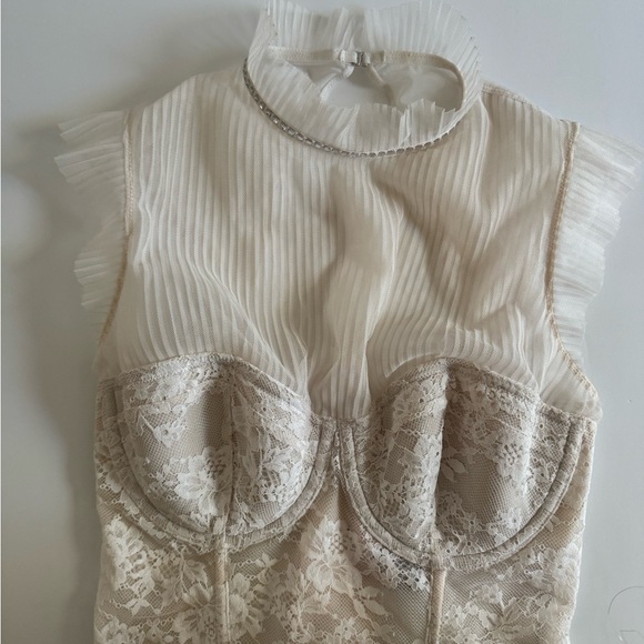 Victoria's Secret Cream Lace Midi Top 32 D - Picture 9 of 9